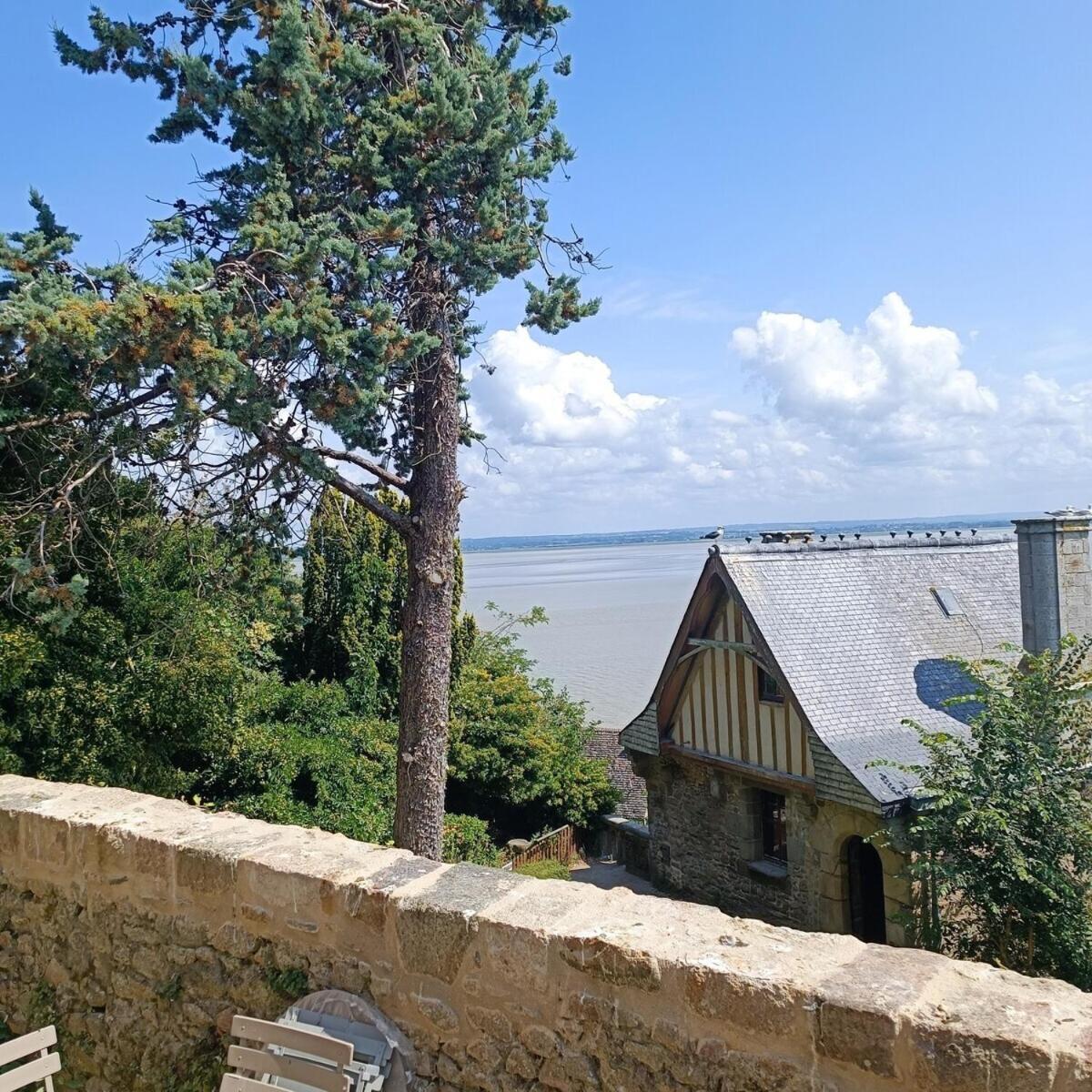 Chez Adele Villa Mont-Saint-Michel ภายนอก รูปภาพ