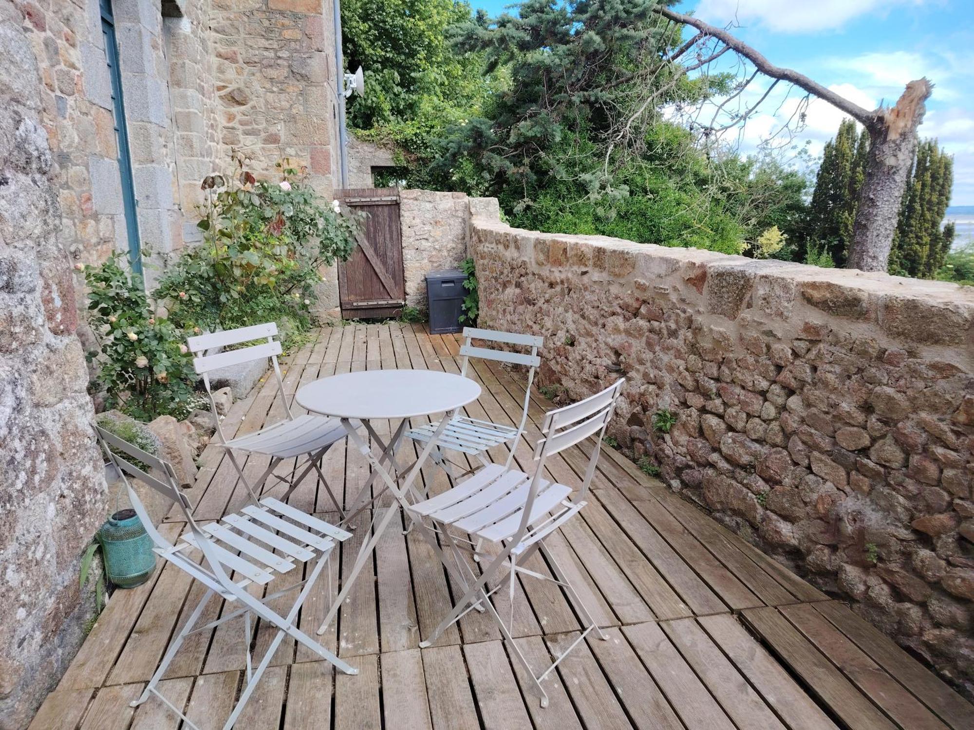Chez Adele Villa Mont-Saint-Michel ภายนอก รูปภาพ